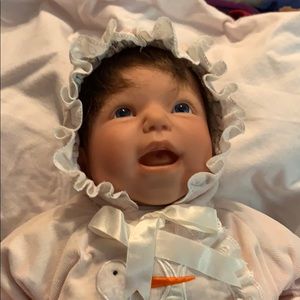 Beautiful Reva Schlck Baby doll 21”